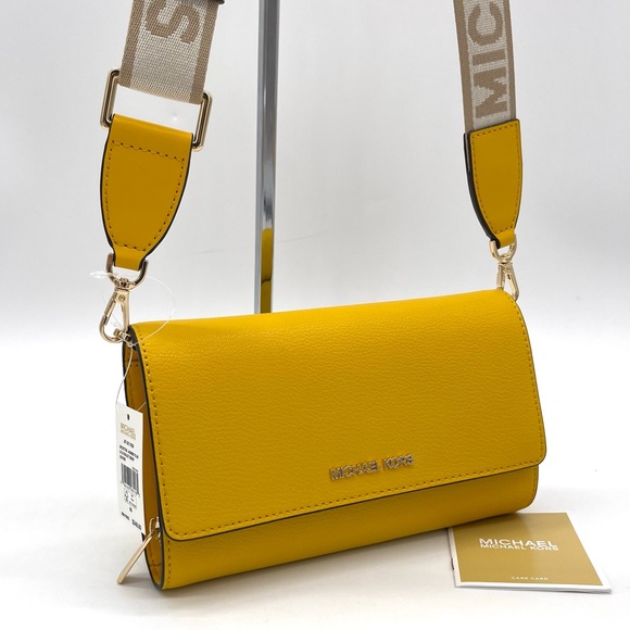 Michael Kors Large Zip Around Wallet Xbody Bag Leather - Picture 4 of 10